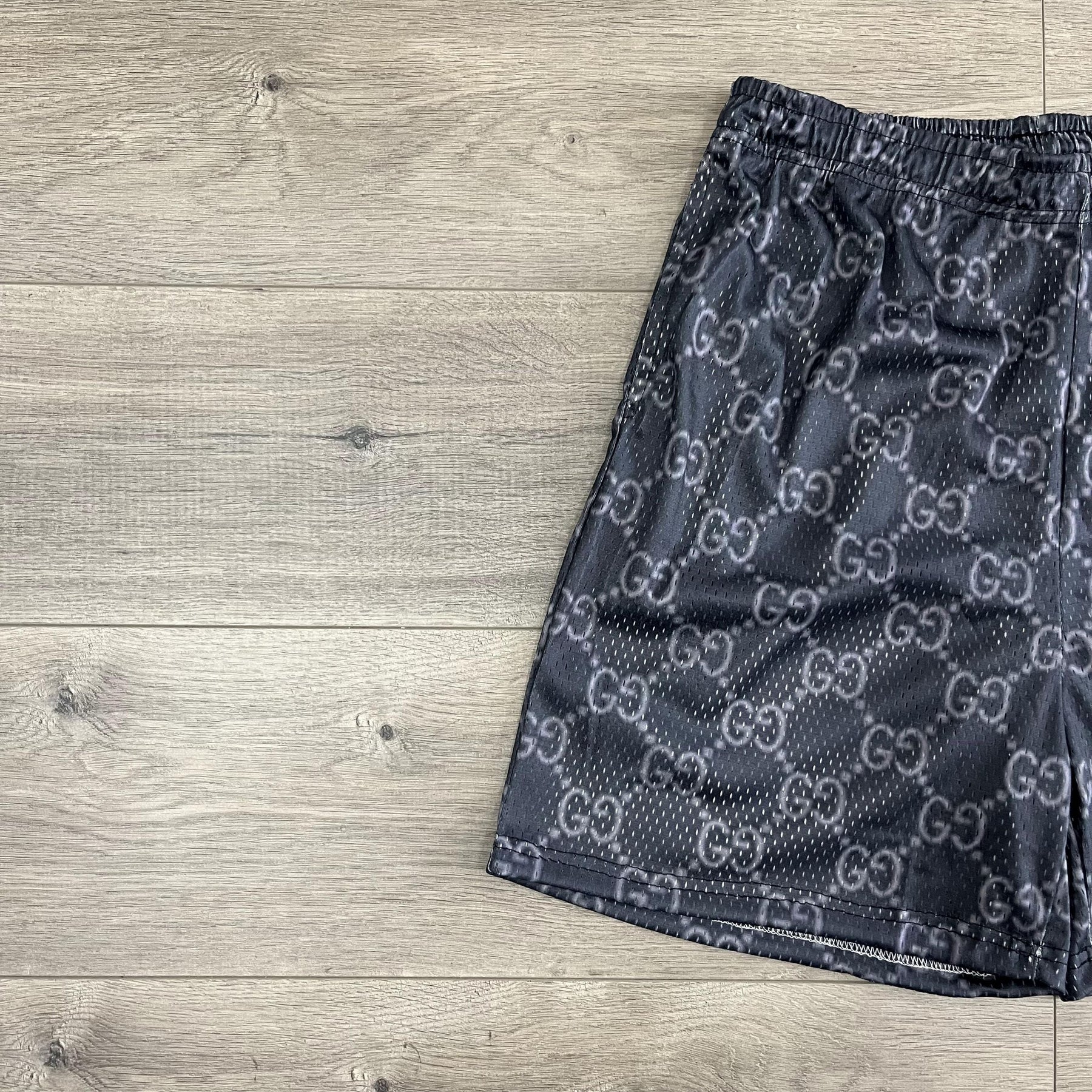 GU MESH SHORTS-8709