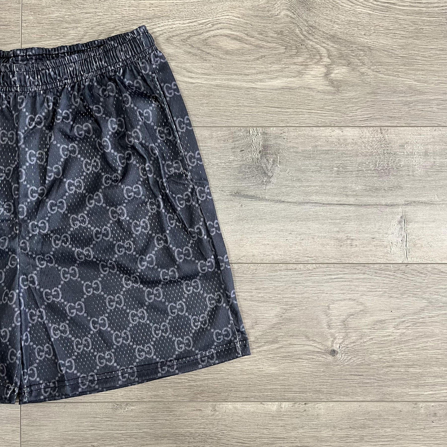 GU MESH SHORTS-8710