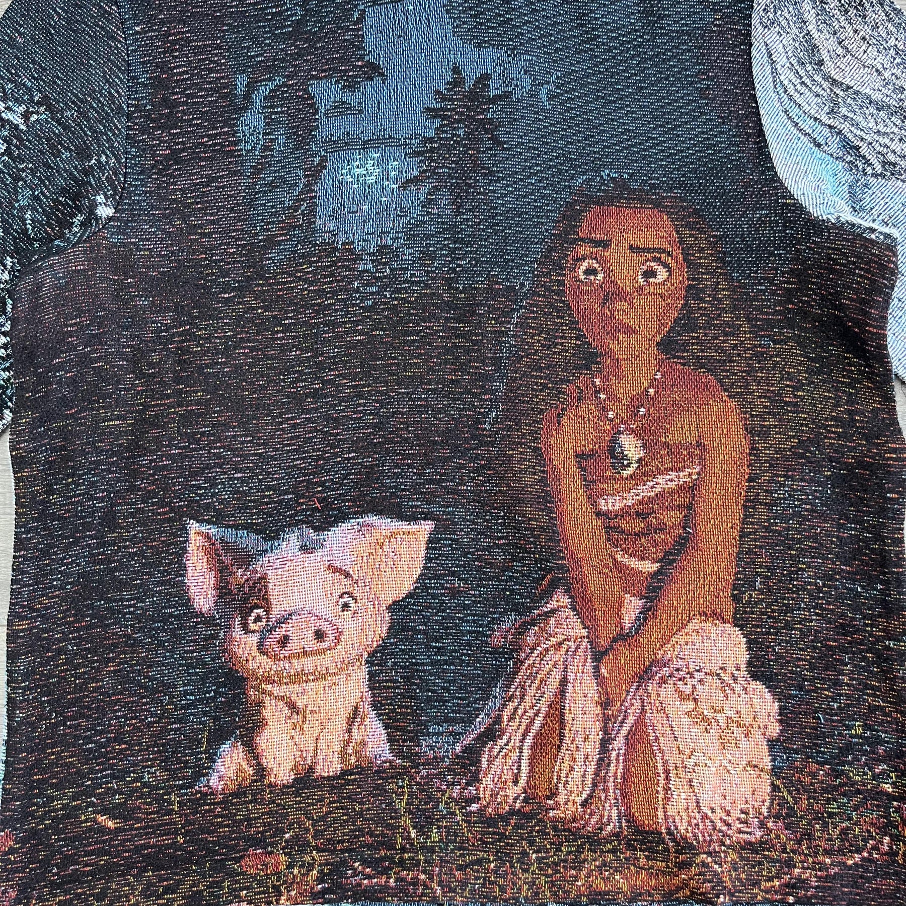 MOANA TAPESTRY HOODIE