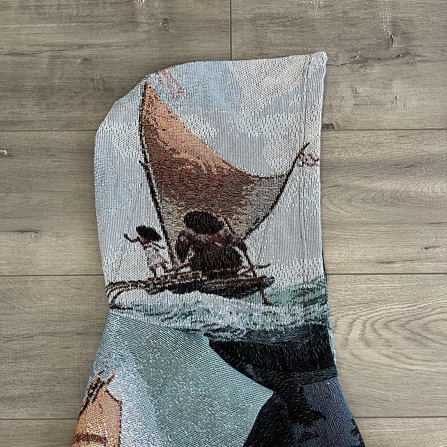 MOANA TAPESTRY HOODIE