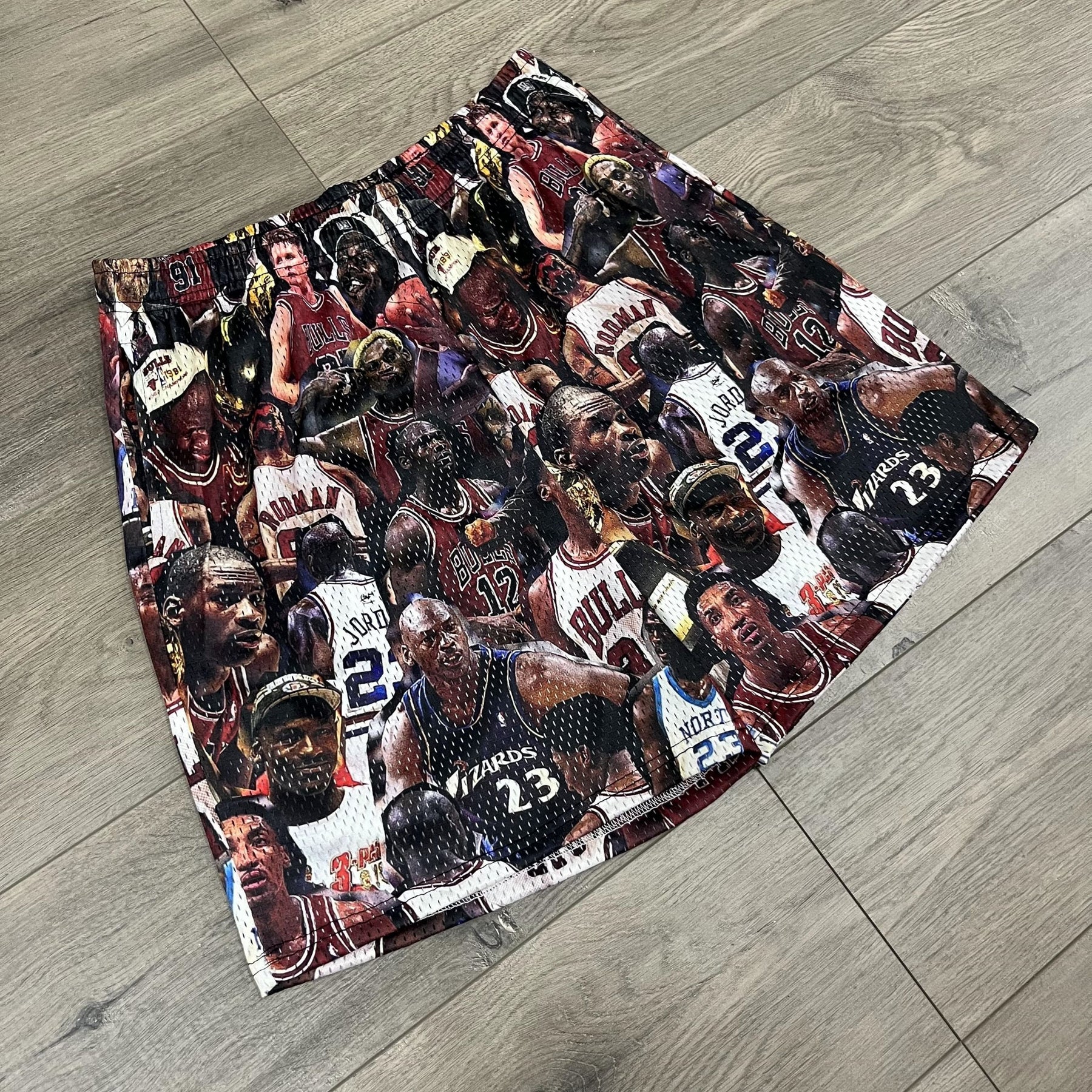 RDMCLOTHINGART tapestry hoodie BULLS MESH SHORTS-8690