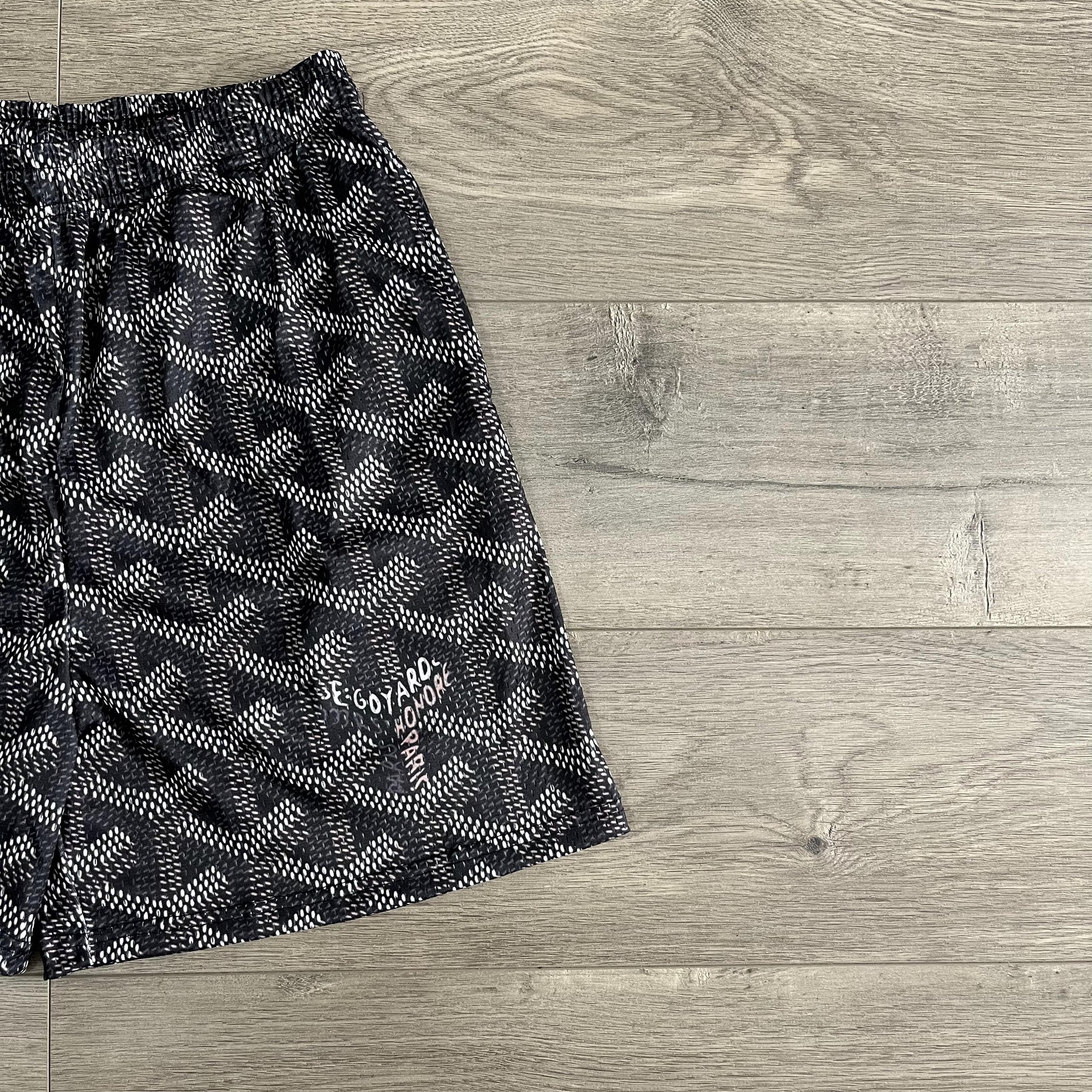 BLACK GY MESH SHORTS-8707