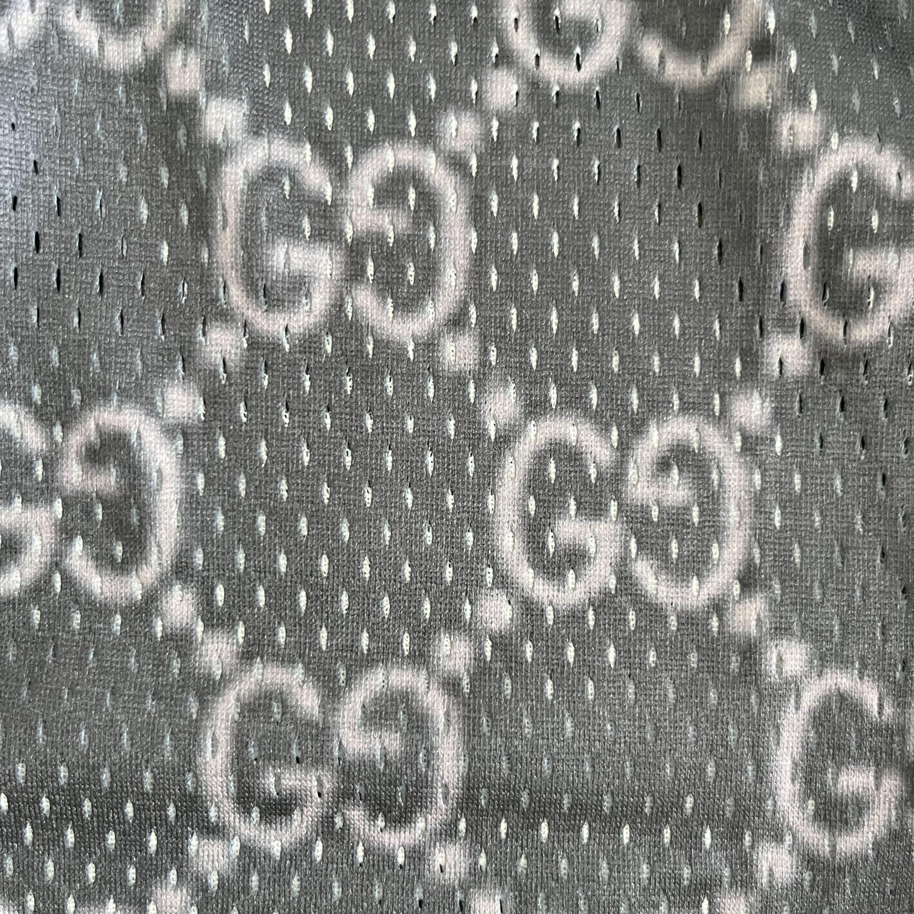 GU MESH SHORTS-8709