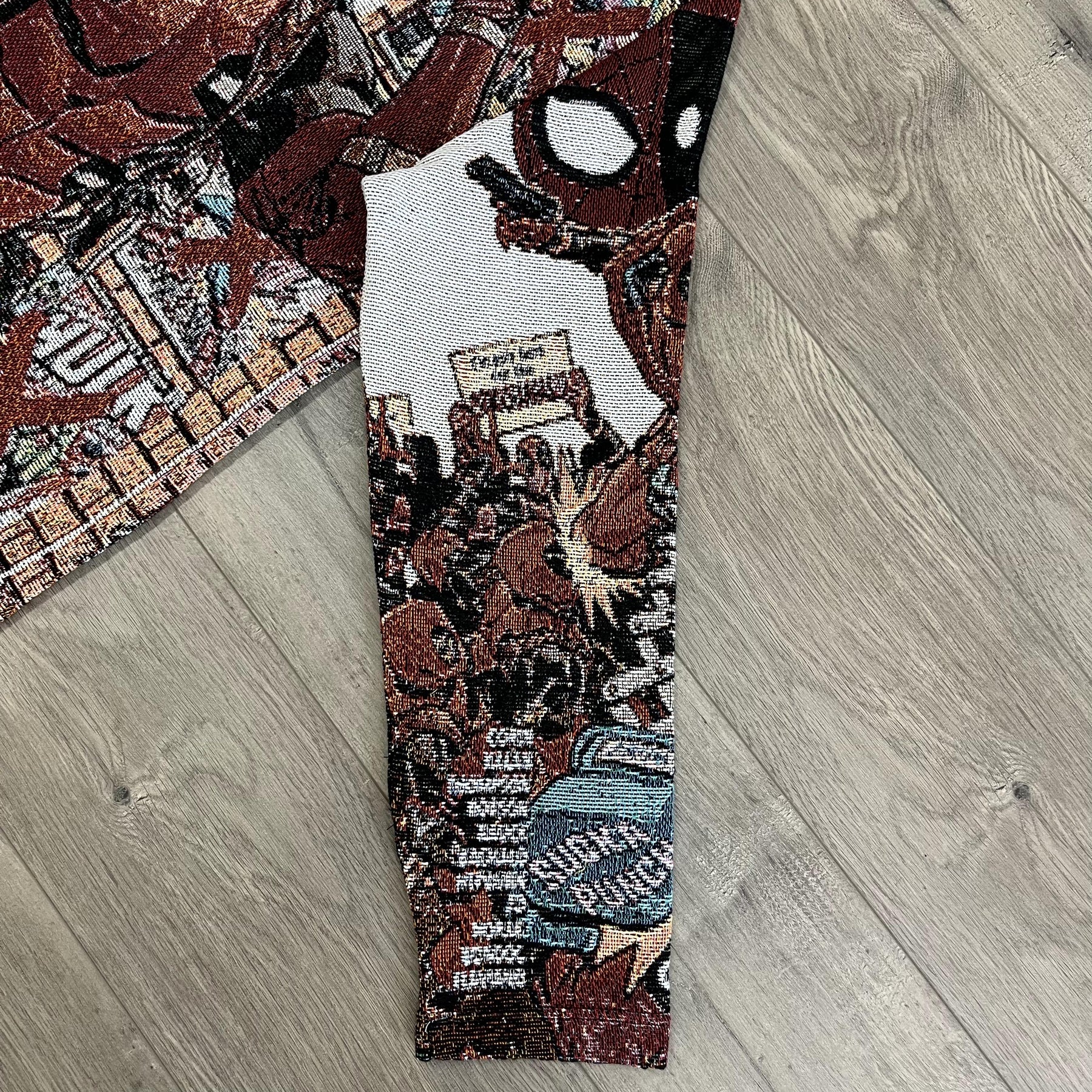 DEADPOOL TAPESTRY HOODIE