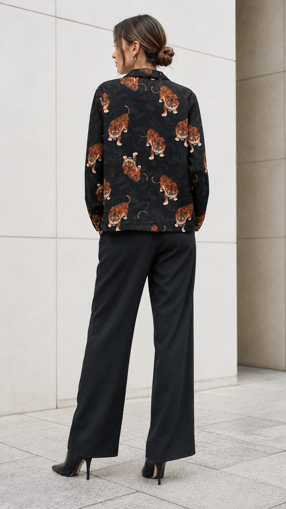 TIGER PRINT TAPESTRY JACKET