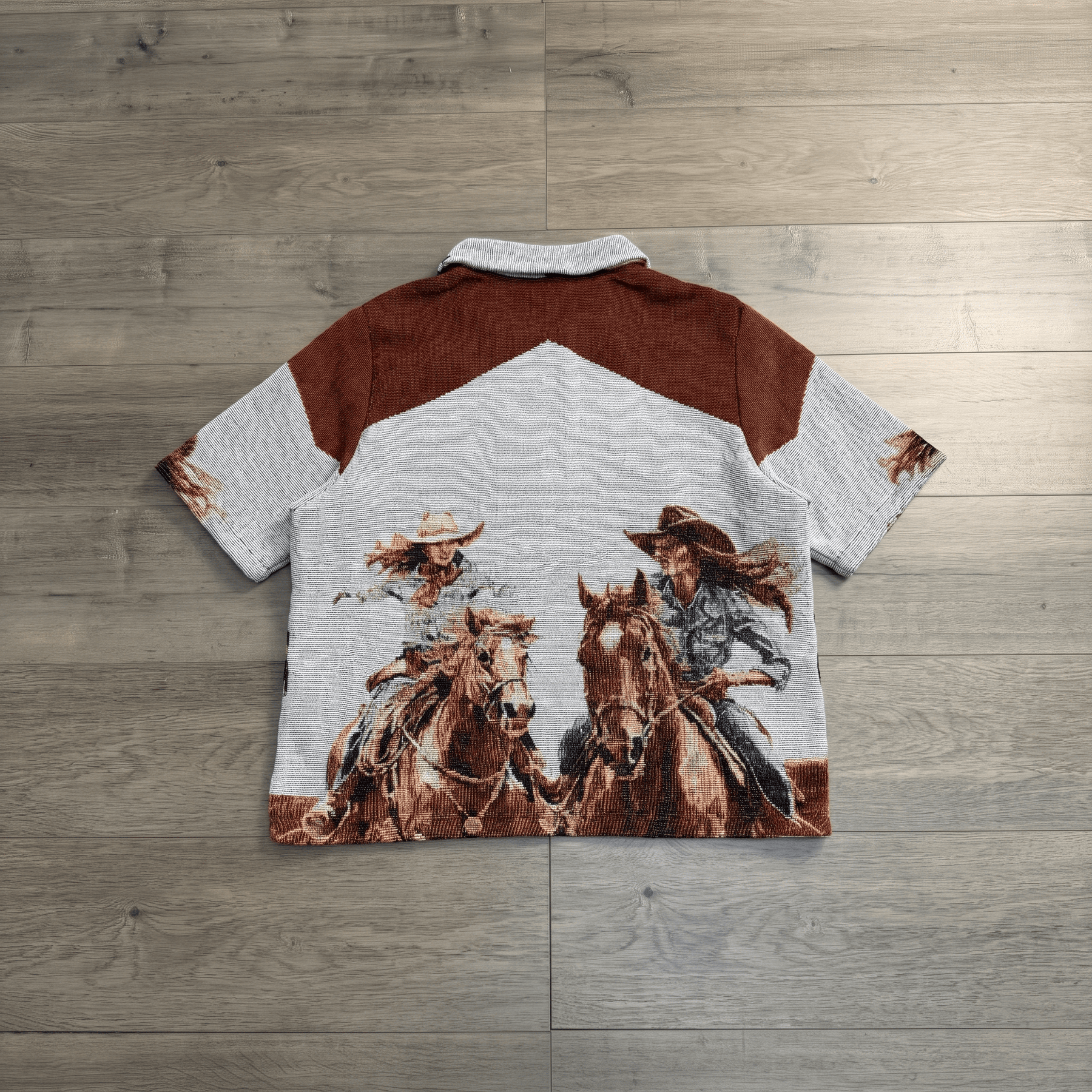 COWGIRL V2 TAPESTRY TEE