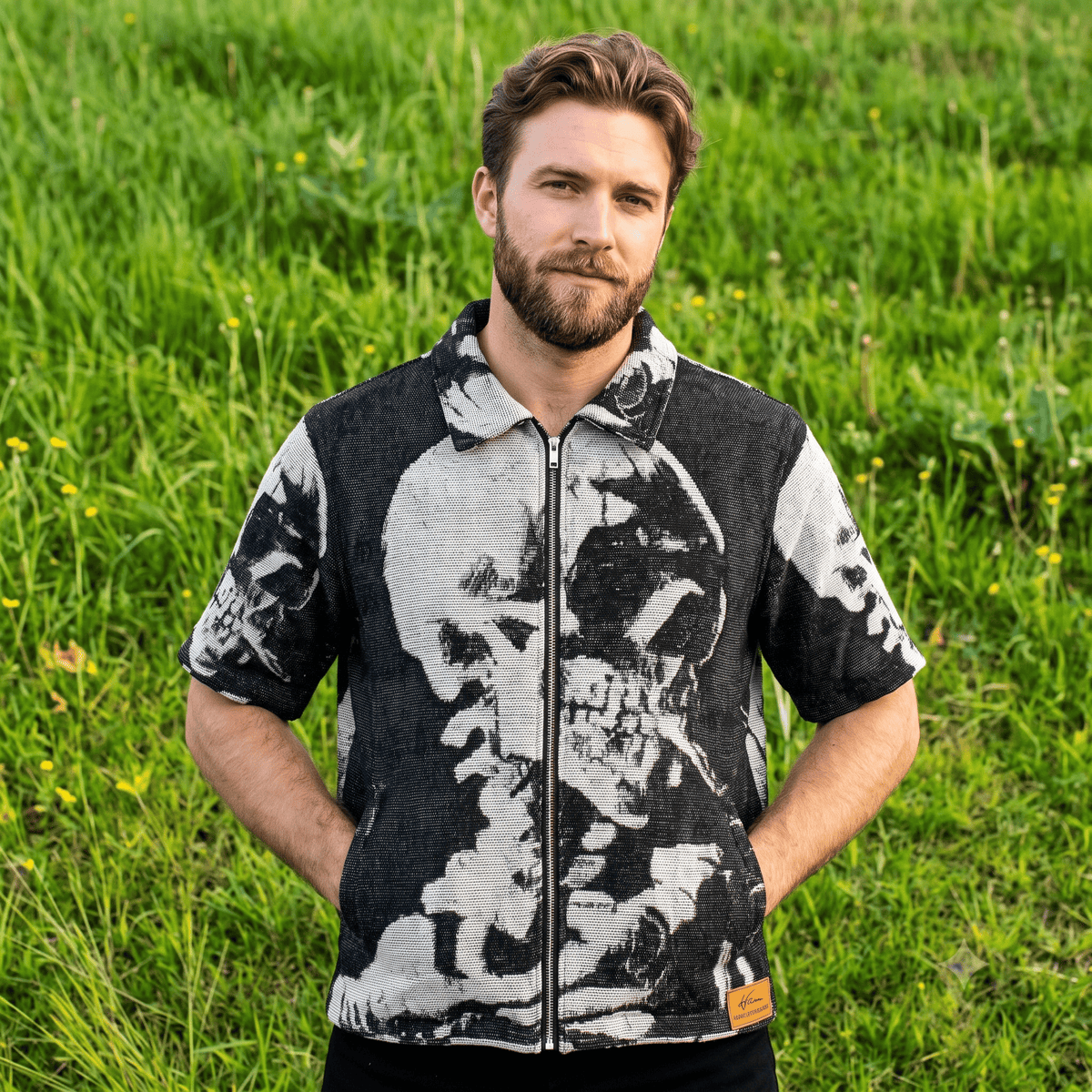CIGARETTE SKULL TAPESTRY TEE