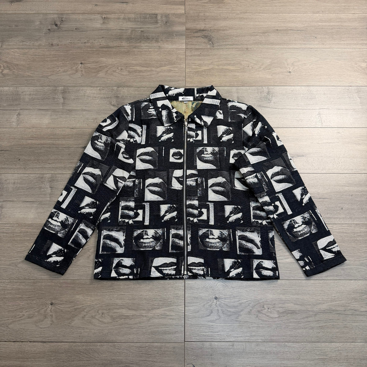 LIPS TAPESTRY JACKET