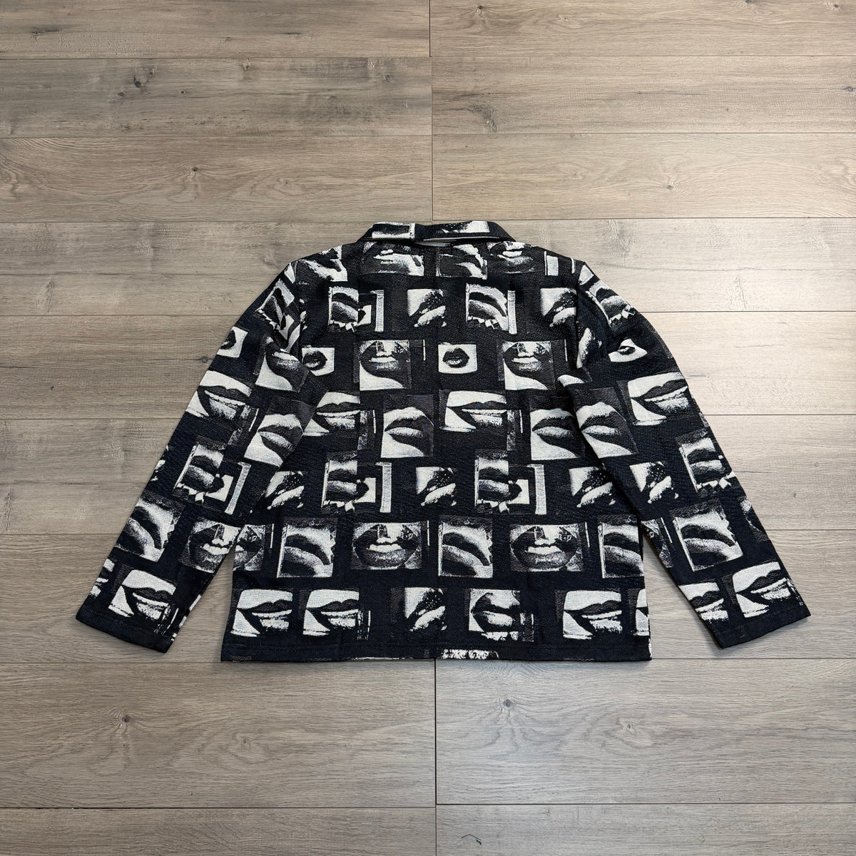 LIPS TAPESTRY JACKET