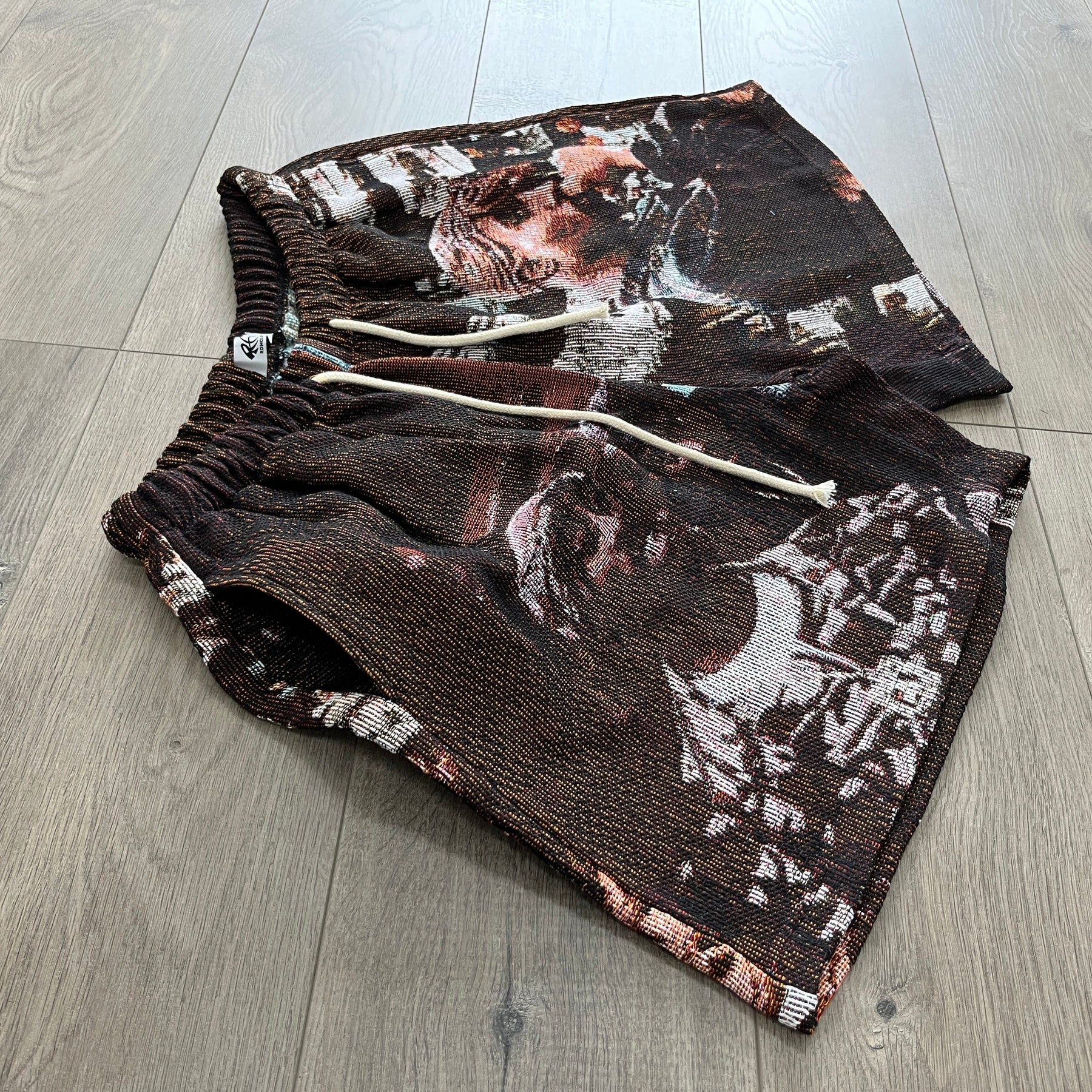 RDMCLOTHINGART tapestry hoodie NEW 2PAC TAPESTRY SHORTS